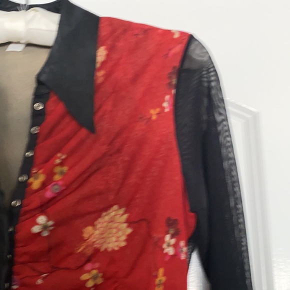 Dressy top with slacks but would look awesome with jeans - Picture 2 of 9